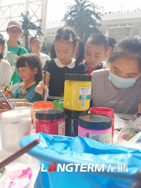 “2020彭山葡萄豐收季暨農(nóng)旅推介活動”于2020年7月26日在成都環(huán)球中心圓滿舉行 “2020彭山葡萄豐收季暨農(nóng)旅推介活動”于2020年7月26日在成都環(huán)球中心圓滿舉行